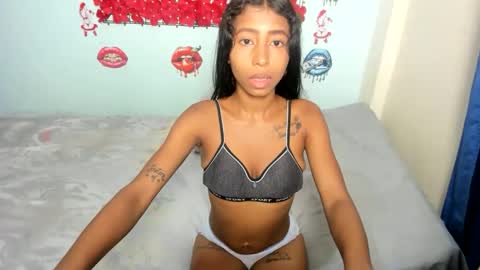 Snapshot of charley_hot chatting on 10.23.25 charley_hot online show from 10.23.25