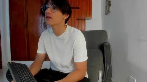charley_morgan online show from 03.04.25