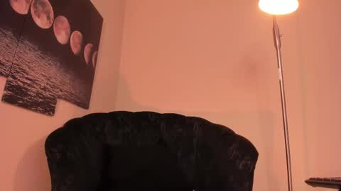 .  . online show from 03.08.25