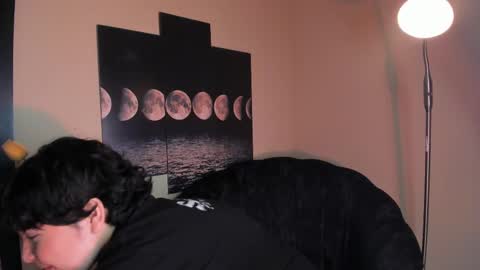 .  . online show from 03.11.25