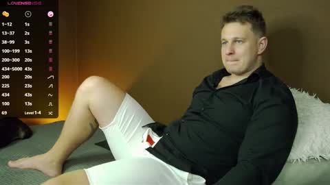 Snapshot of charlie_smiley chatting on 09.28.25 Charlie Smiley online show from 09.28.25