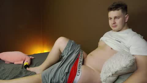 Snapshot of charlie_smiley chatting on 11.16.25 Charlie Smiley online show from 11.16.25