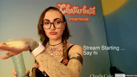 Snapshot of charliecake chatting on 08.07.26 Charlie Cake online show from 08.07.26