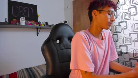 Charles Russo online show from 12.09.24