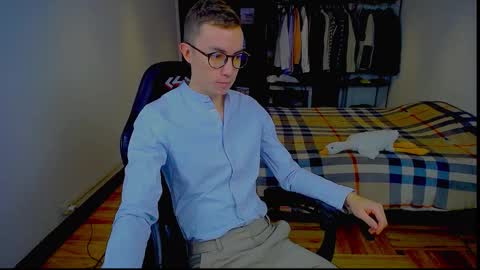 carlos reyes online show from 09.25.25