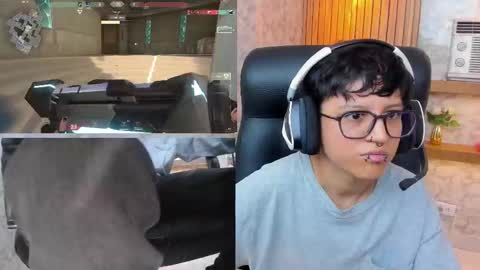 Snapshot of charlietaylor_ chatting on 10.14.25 Charlie online show from 10.14.25
