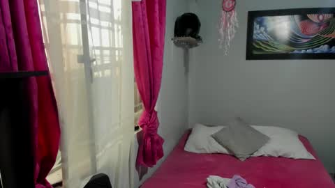 charllothehart2 online show from 11.06.25