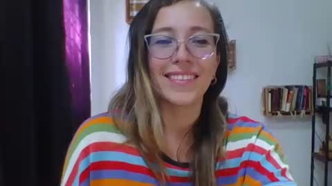 Snapshot of charlot_ponze chatting on 11.03.25 charlott online show from 11.03.25