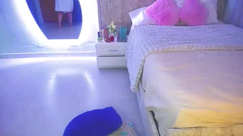 Charlote Walker online show from 02.09.26