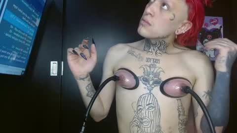 Snapshot of charlotbelucci_ chatting on 04.28.26 Ale punky online show from 04.28.26