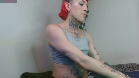 Snapshot of charlotbelucci_ chatting on 06.01.26 Ale punky online show from 06.01.26