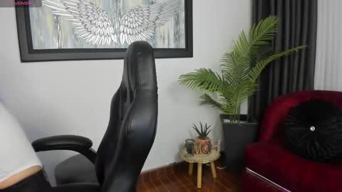 Charlote online show from 03.03.25