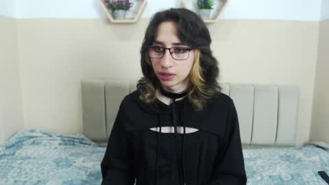 charlothe_dumont online show from 05.13.26