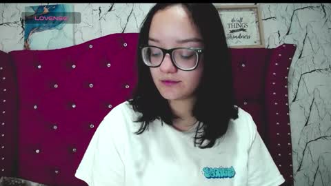 charlotte1_ls online show from 12.09.24