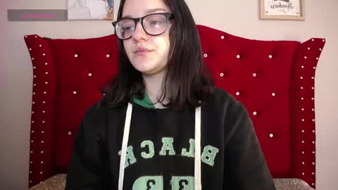 charlotte1_ls online show from 01.05.25