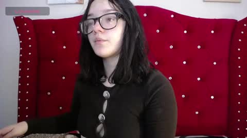 charlotte1_ls online show from 01.11.25