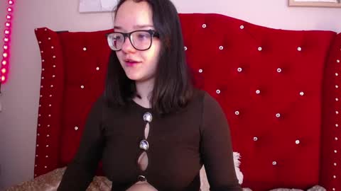 charlotte1_ls online show from 01.20.25