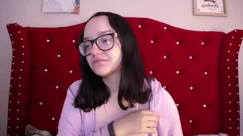 charlotte1_ls online show from 02.20.25