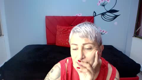 Snapshot of charlotte__gray chatting on 11.10.25 CHARLOTTE GRAY online show from 11.10.25