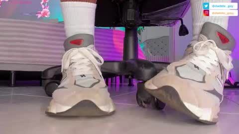 charlotte  grey online show from 10.11.25