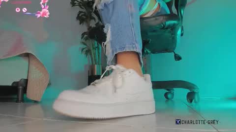 charlotte  grey online show from 02.25.26