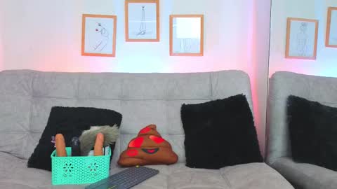 Charlotte online show from 03.31.26