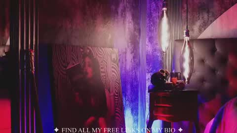 Charlotte online show from 04.17.26