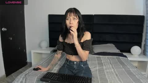 Charlotte online show from 09.29.25