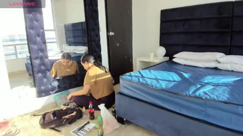 Charlotte online show from 11.08.25