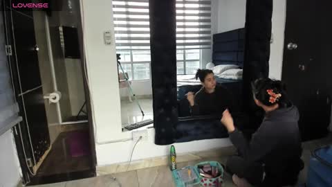 Charlotte online show from 11.10.25