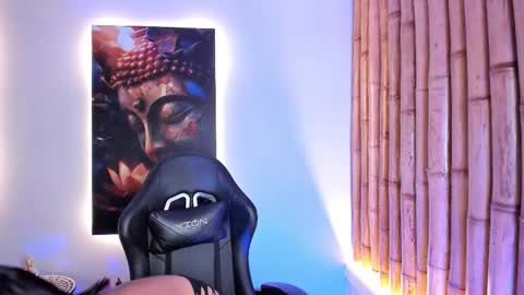 CHARLOTTE  online show from 10.23.25