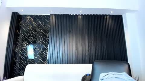 Charlotte  Everyday From 0700 to 1300 Col Time online show from 10.18.25