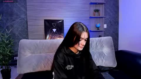 Charlotte  Everyday From 0700 to 1300 Col Time online show from 02.06.26