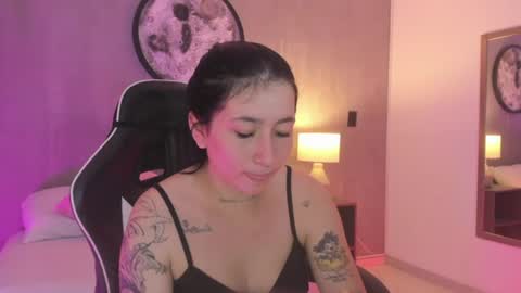 Charlottee online show from 06.10.26