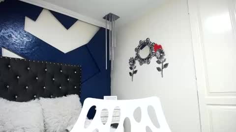  C H A R L O T T E  online show from 03.01.25