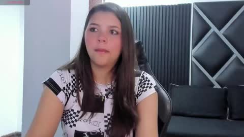 charlottee_starr online show from 11.17.25