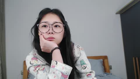 Charlotte online show from 12.04.24