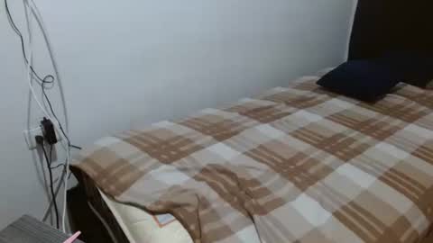 Snapshot of charlottesluthot chatting on 10.19.25 charlotte online show from 10.19.25