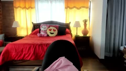 Snapshot of charlottewillson chatting on 02.21.26 Charlotte online show from 02.21.26