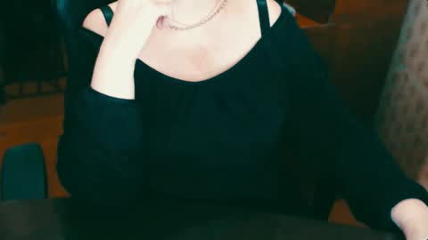 Snapshot of charlottextasty chatting on 12.11.24 CharlotteXTasty online show from 12.11.24