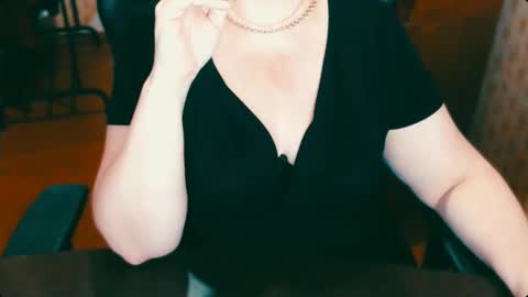 Snapshot of charlottextasty chatting on 01.30.25 CharlotteXTasty online show from 01.30.25