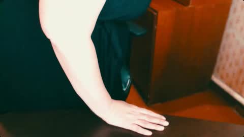 Snapshot of charlottextasty chatting on 02.24.25 CharlotteXTasty online show from 02.24.25