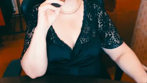 Snapshot of charlottextasty chatting on 03.12.25 CharlotteXTasty online show from 03.12.25