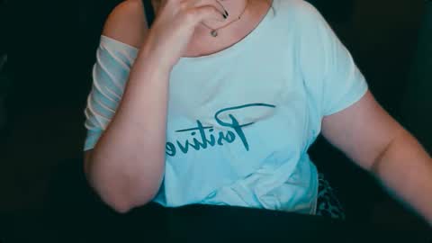 Snapshot of charlottextasty chatting on 11.05.25 CharlotteXTasty online show from 11.05.25