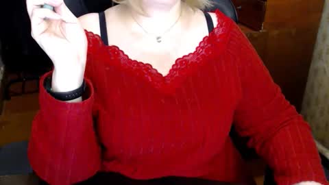 Snapshot of charlottextasty chatting on 06.02.26 CharlotteXTasty online show from 06.02.26
