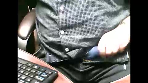 Snapshot of charmeur2672 chatting on 09.25.25 charmeur2672 online show from 09.25.25