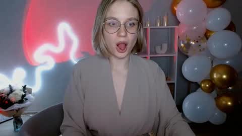 Michelle  online show from 12.06.24