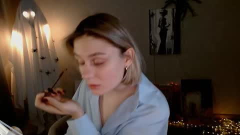 Michelle  online show from 11.06.25