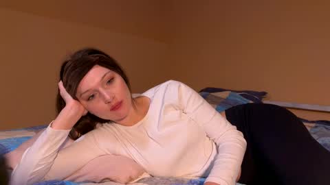 Snapshot of charmingkatie chatting on 11.08.25 katie online show from 11.08.25