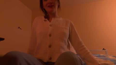 Snapshot of charmingkatie chatting on 11.17.25 katie online show from 11.17.25